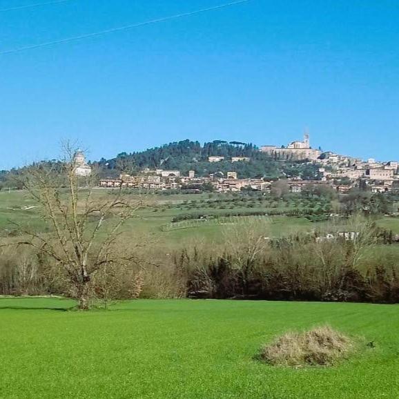 Villa Magda Todi Eksteriør billede
